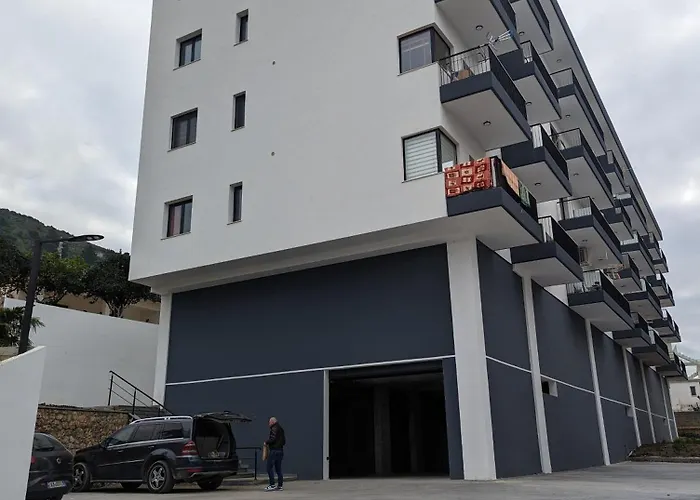Nuovo E Moderno Appartamento Con Vista Mare A Uji I Ftohte - Posto Auto Incluso